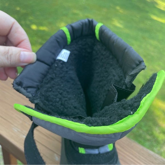 Black Snow Boots Velcro Adjustment Ankle and Top Gussets Size 13 - Picture 7 of 11